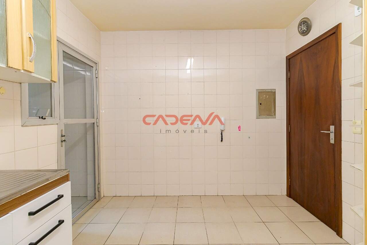 Apartamento para aluguel no Água Verde: 