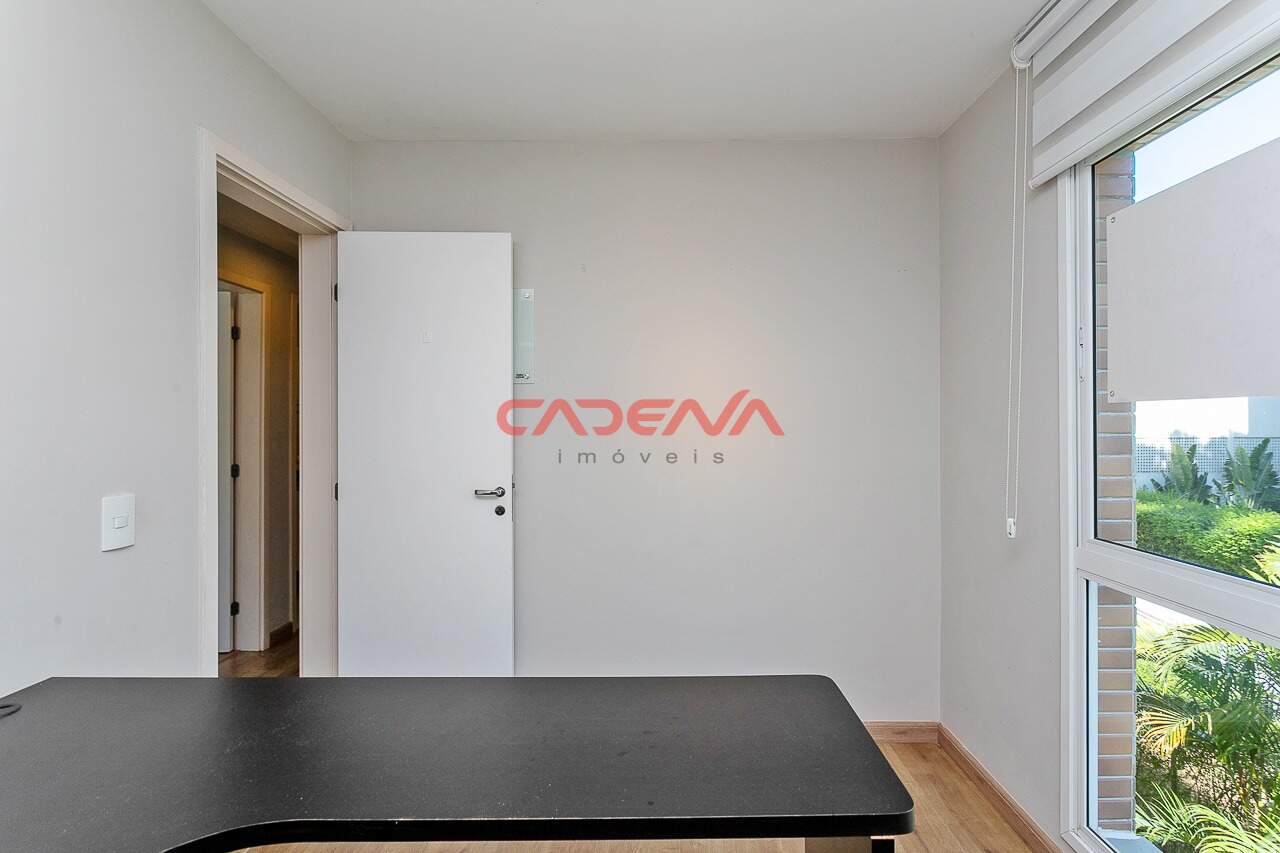 Apartamento para aluguel no Campo Comprido: 