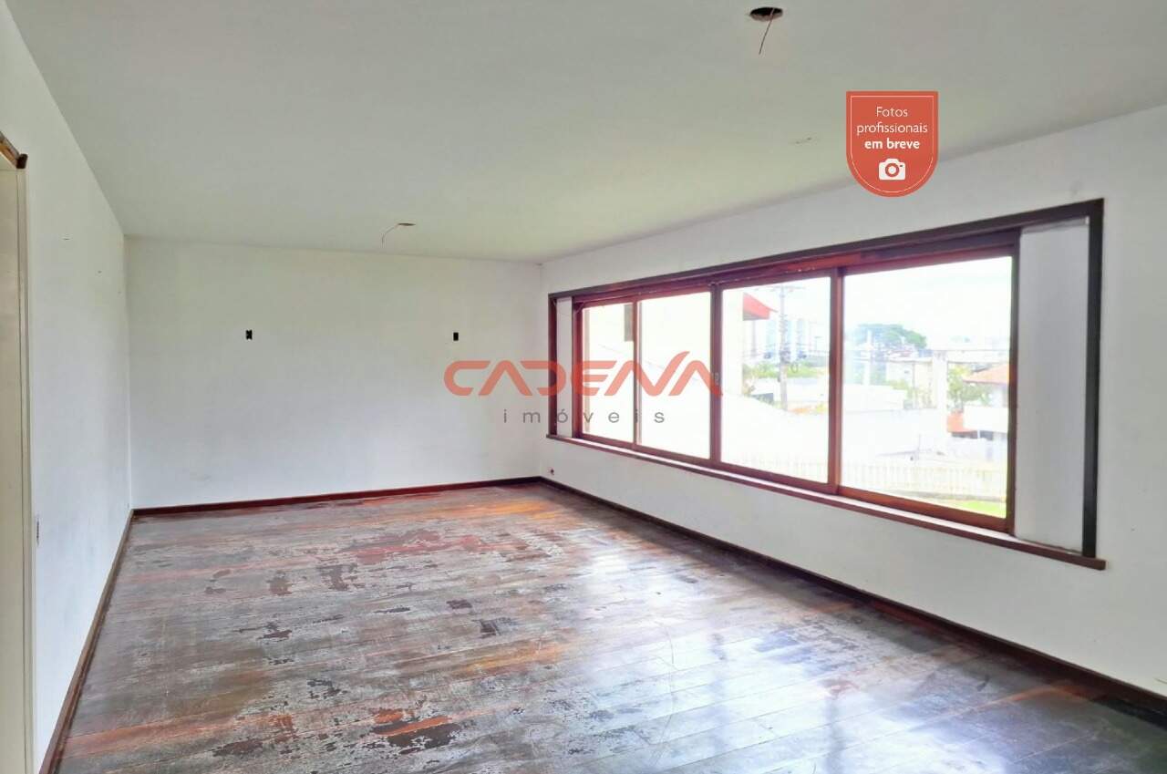 Casa comercial para aluguel no Alto da Rua XV: