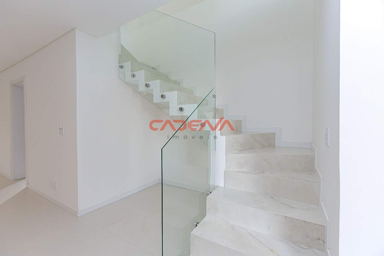 Casa à venda no Santa Cândida: 