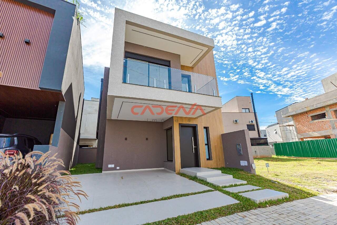 Casa à venda no Santa Cândida: 
