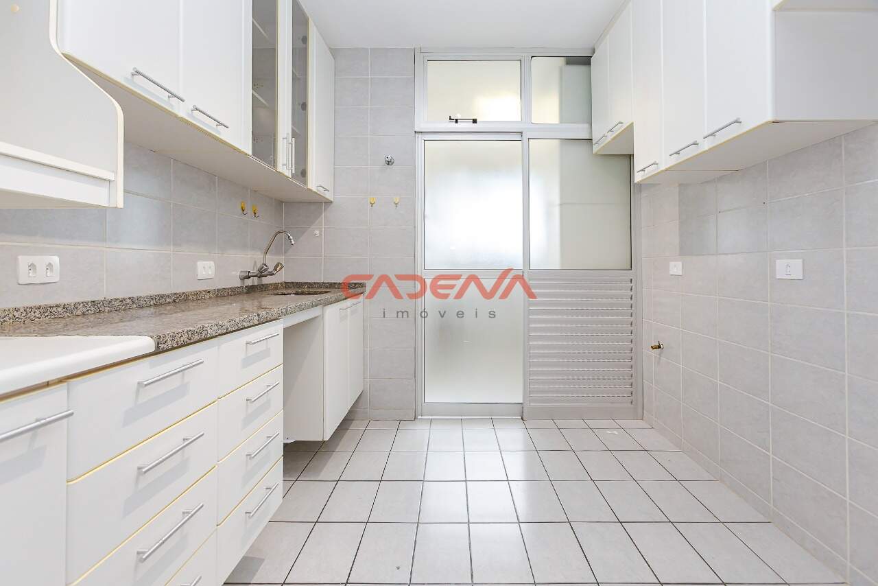 Apartamento à venda no Cabral: