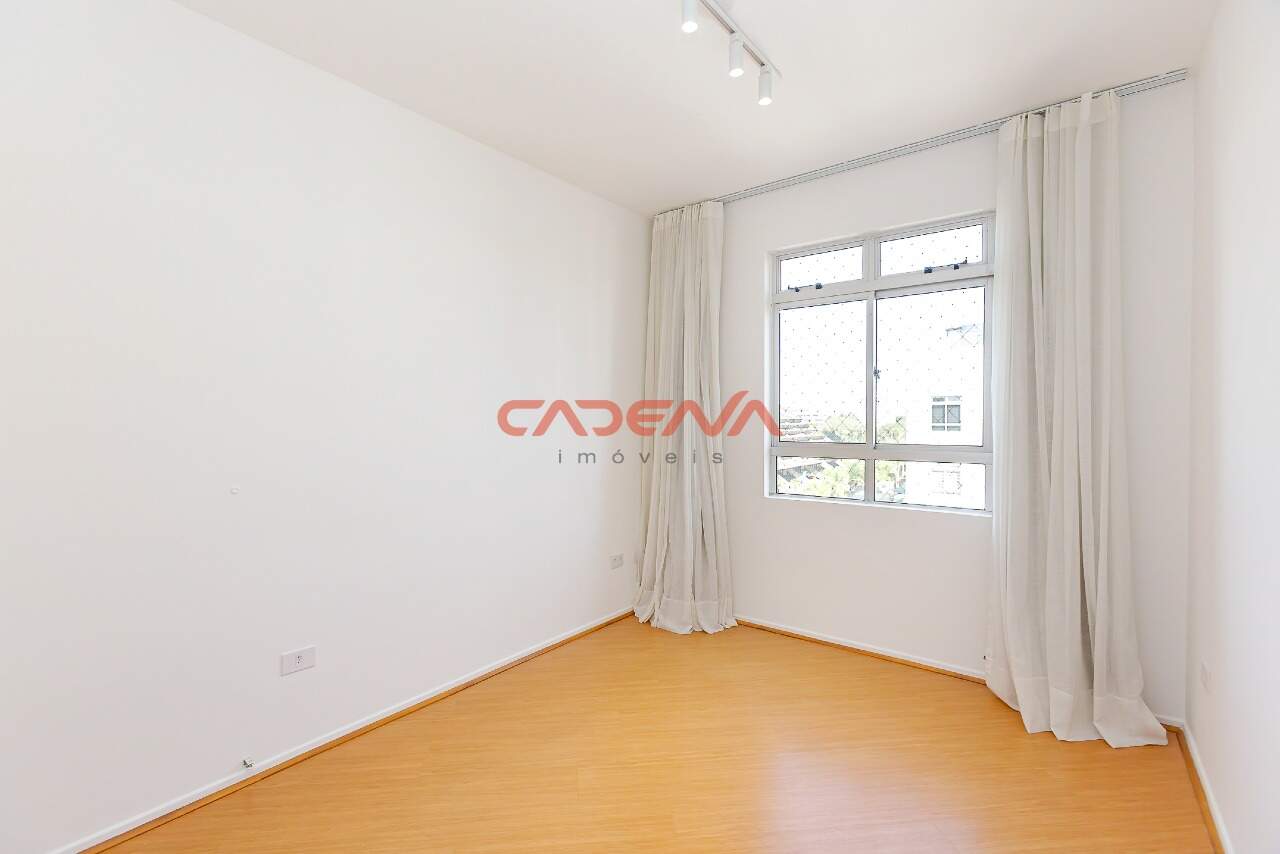 Apartamento à venda no Cabral: