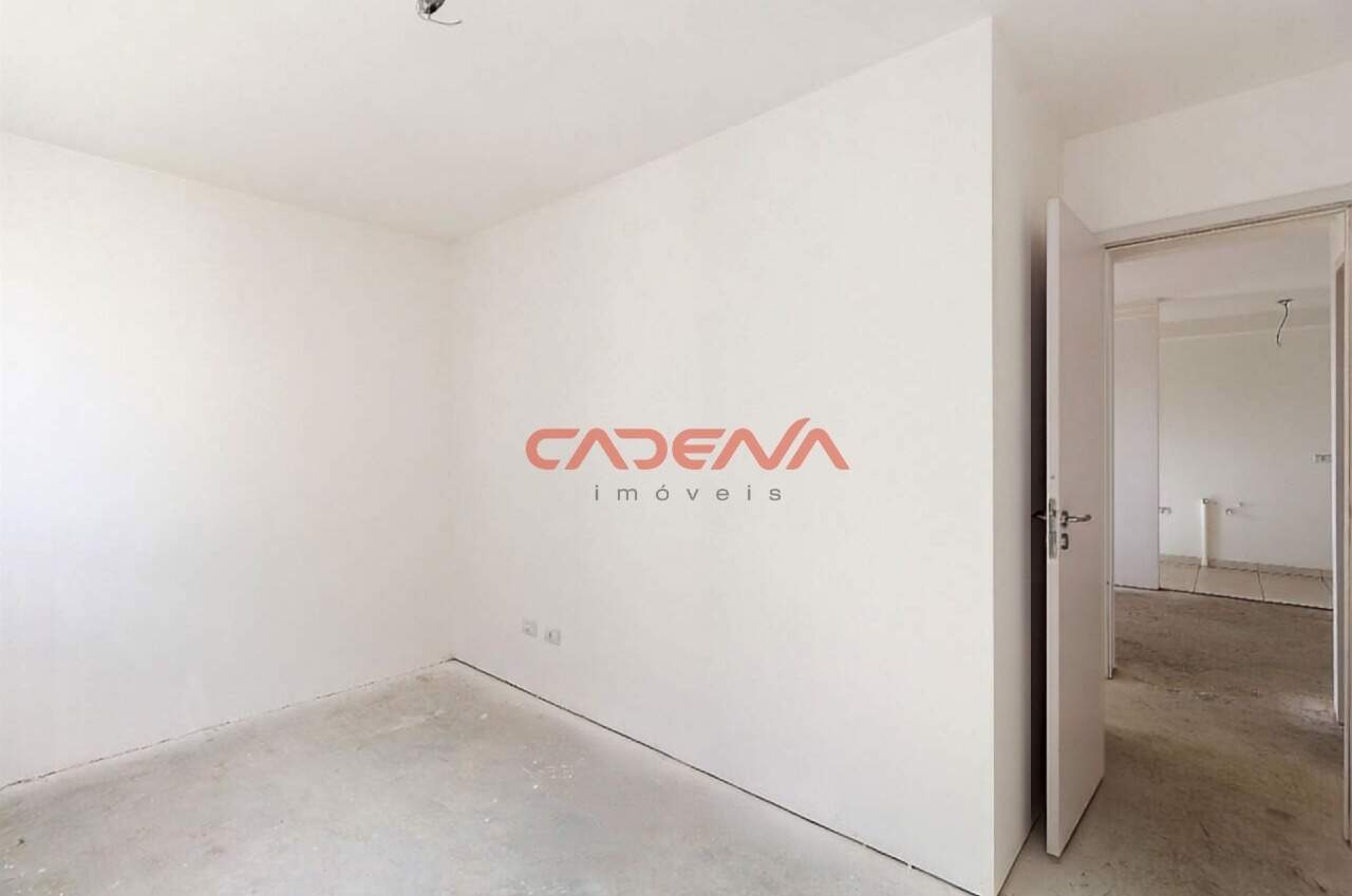 Apartamento à venda no Pinheirinho: 