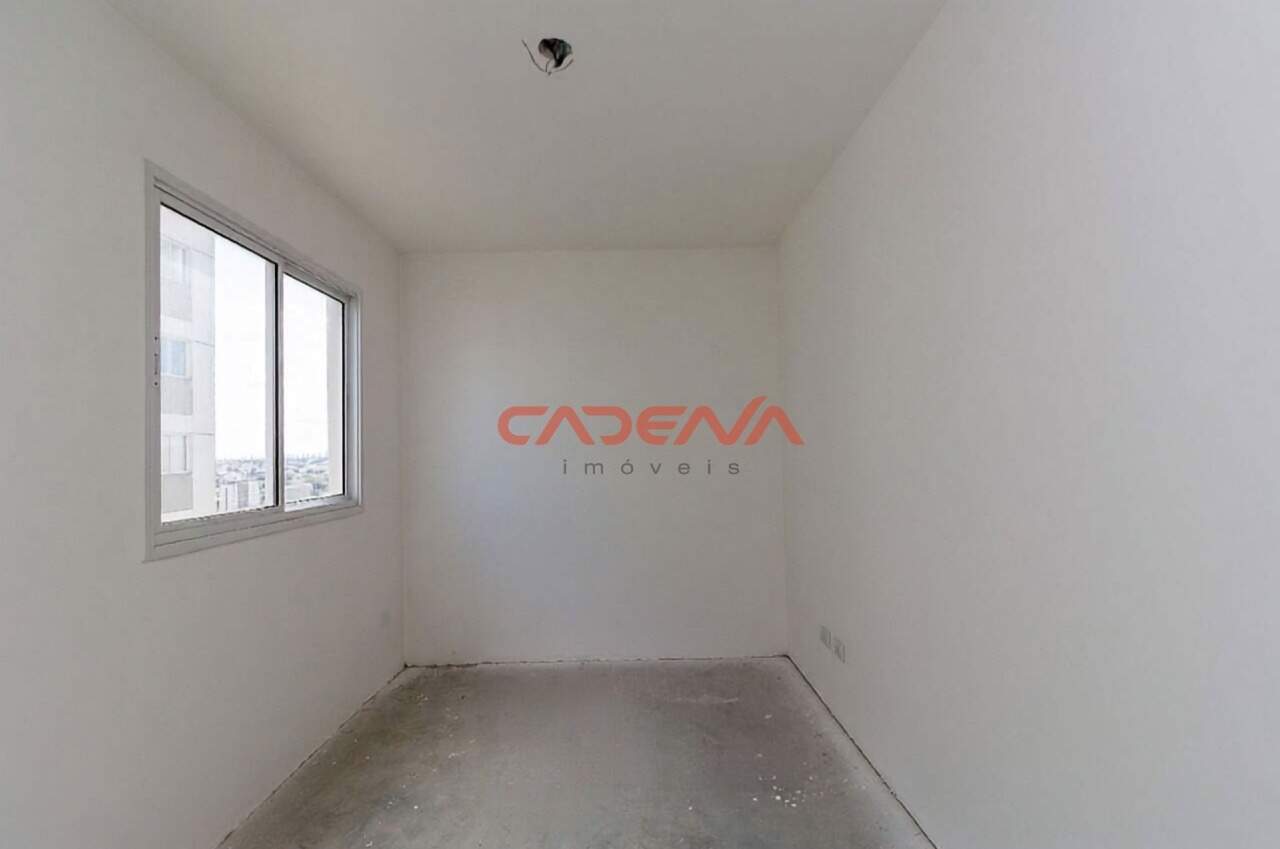 Apartamento à venda no Pinheirinho: 