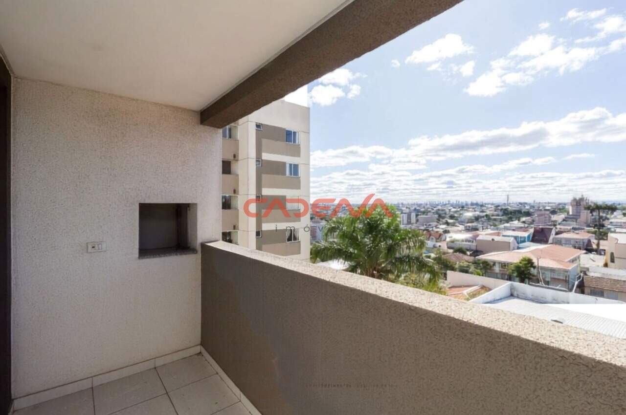 Apartamento à venda no Pinheirinho: 