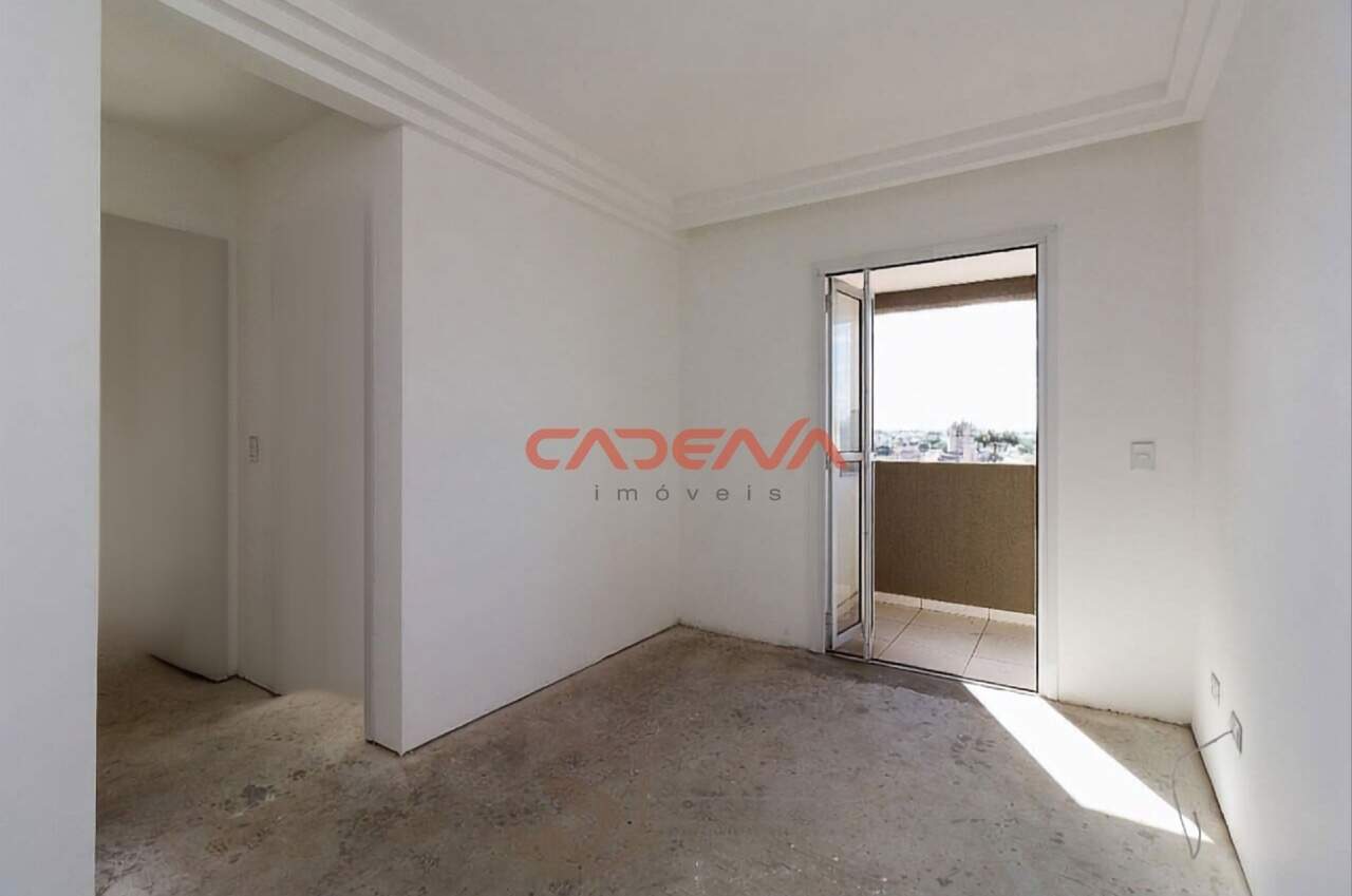 Apartamento à venda no Pinheirinho: 
