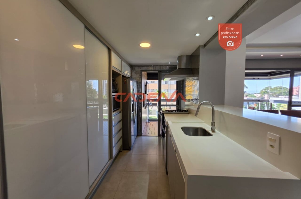 Apartamento para aluguel no Batel: 