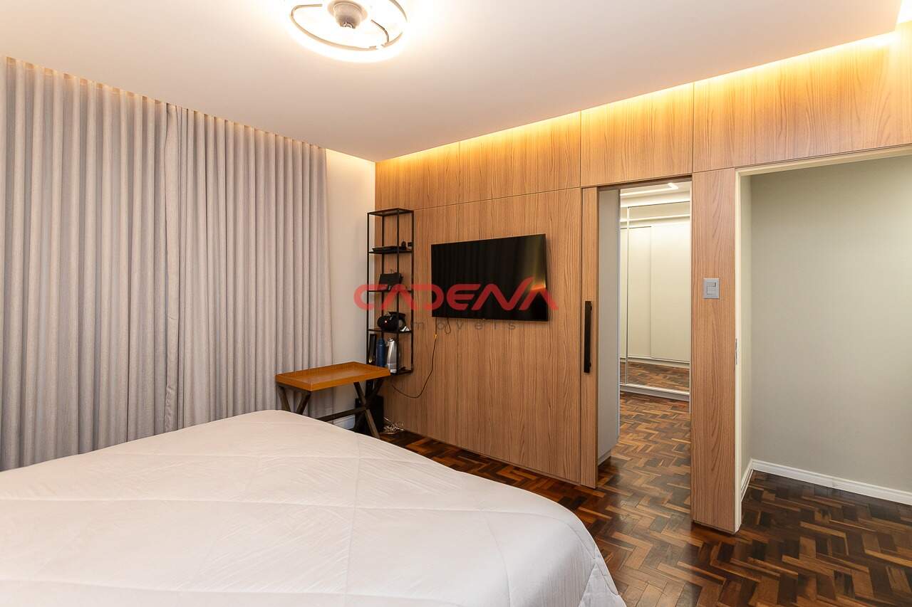 Apartamento à venda no Mercês: 