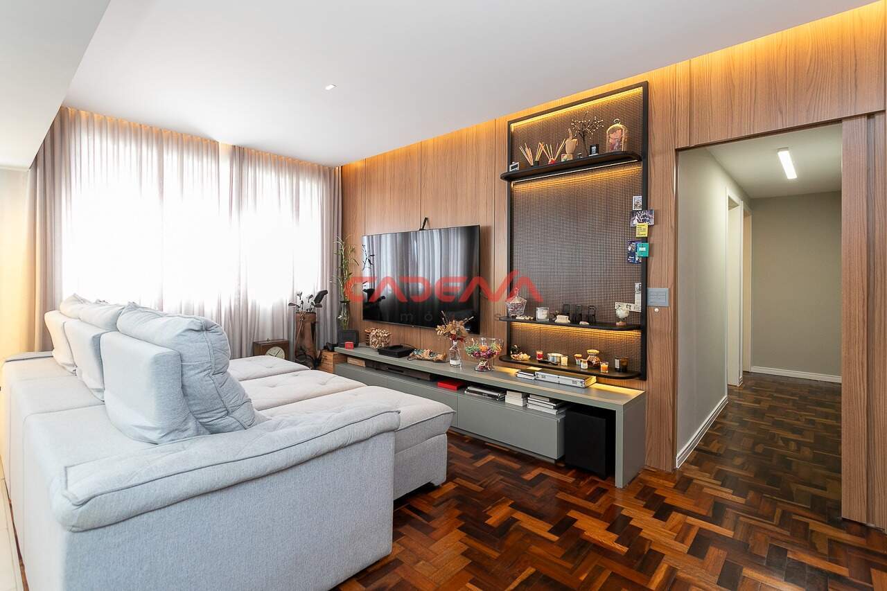 Apartamento à venda no Mercês: 