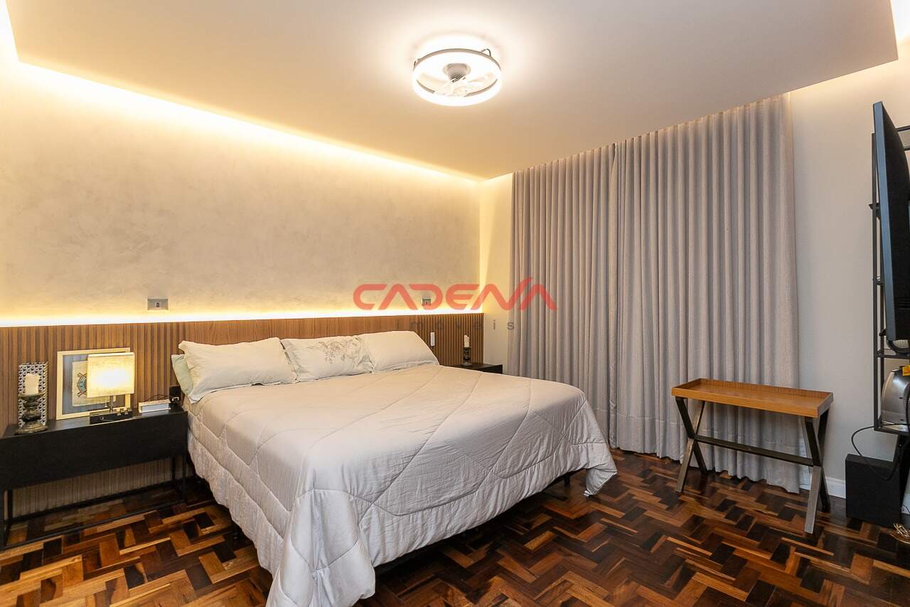 Apartamento à venda no Mercês: 