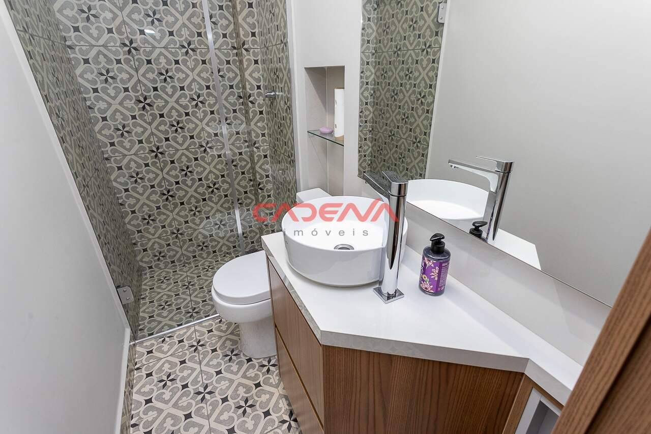 Apartamento à venda no Mercês: 