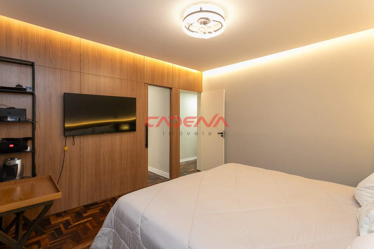 Apartamento à venda no Mercês: 