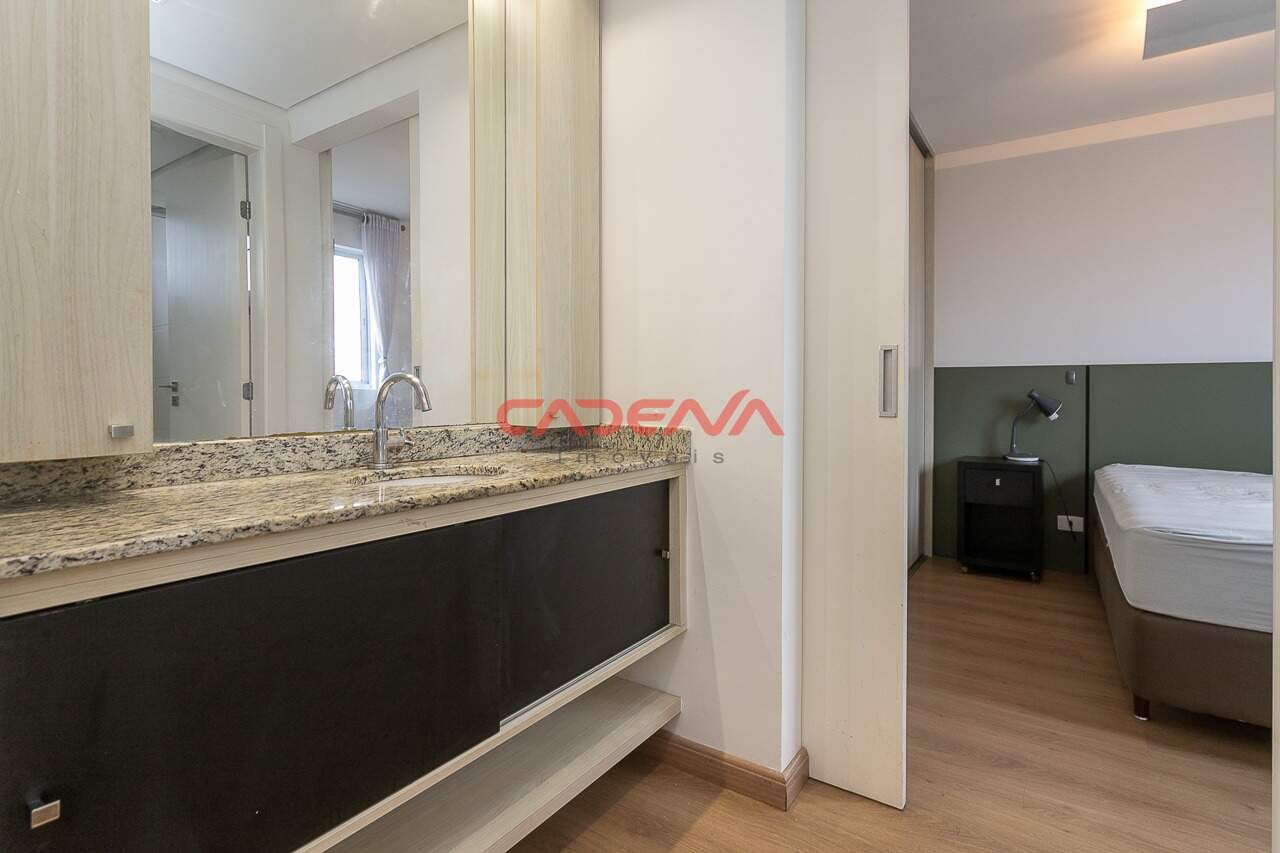 Apartamento para aluguel no Juvevê: 