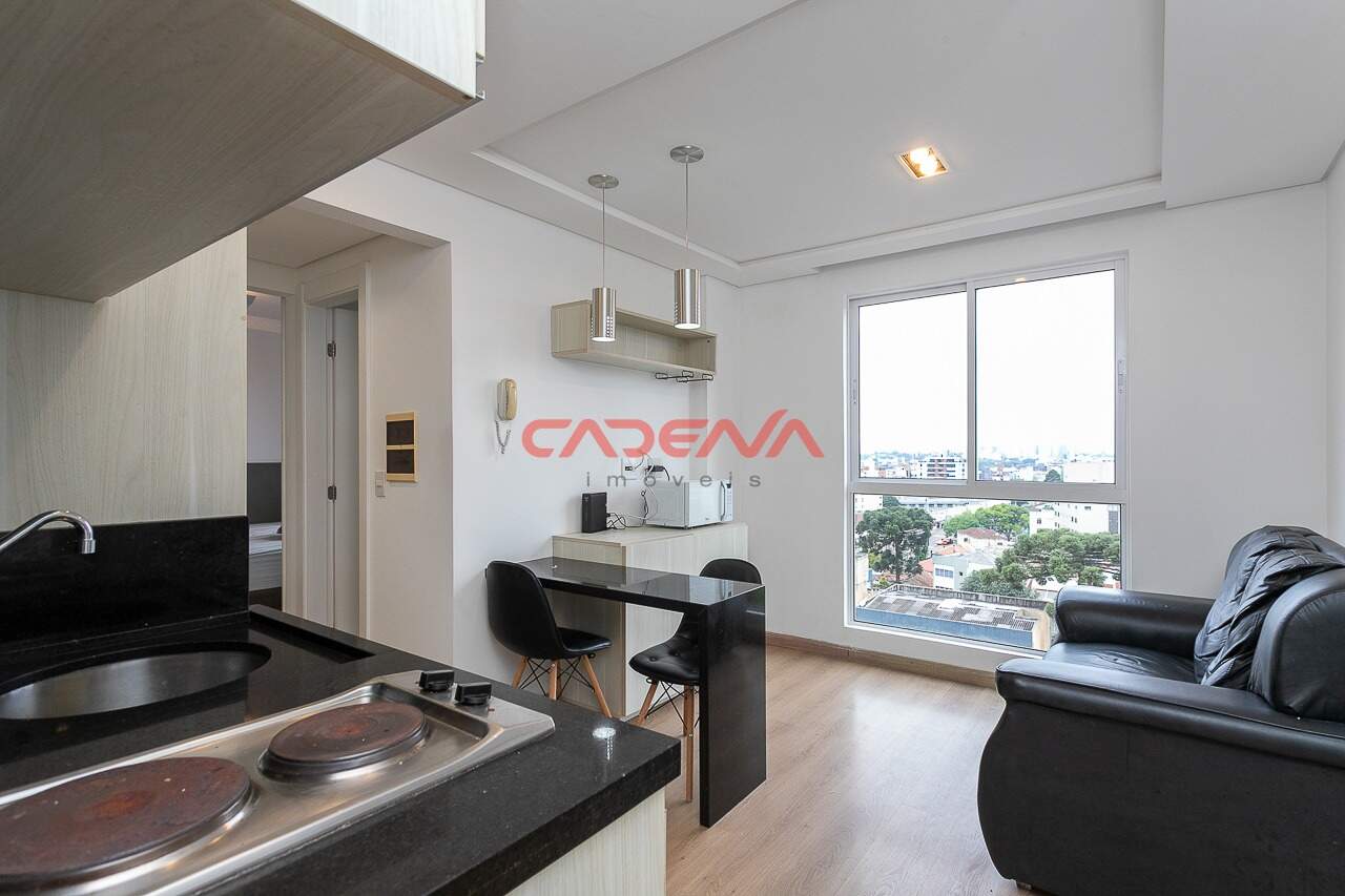 Apartamento para aluguel no Juvevê: 