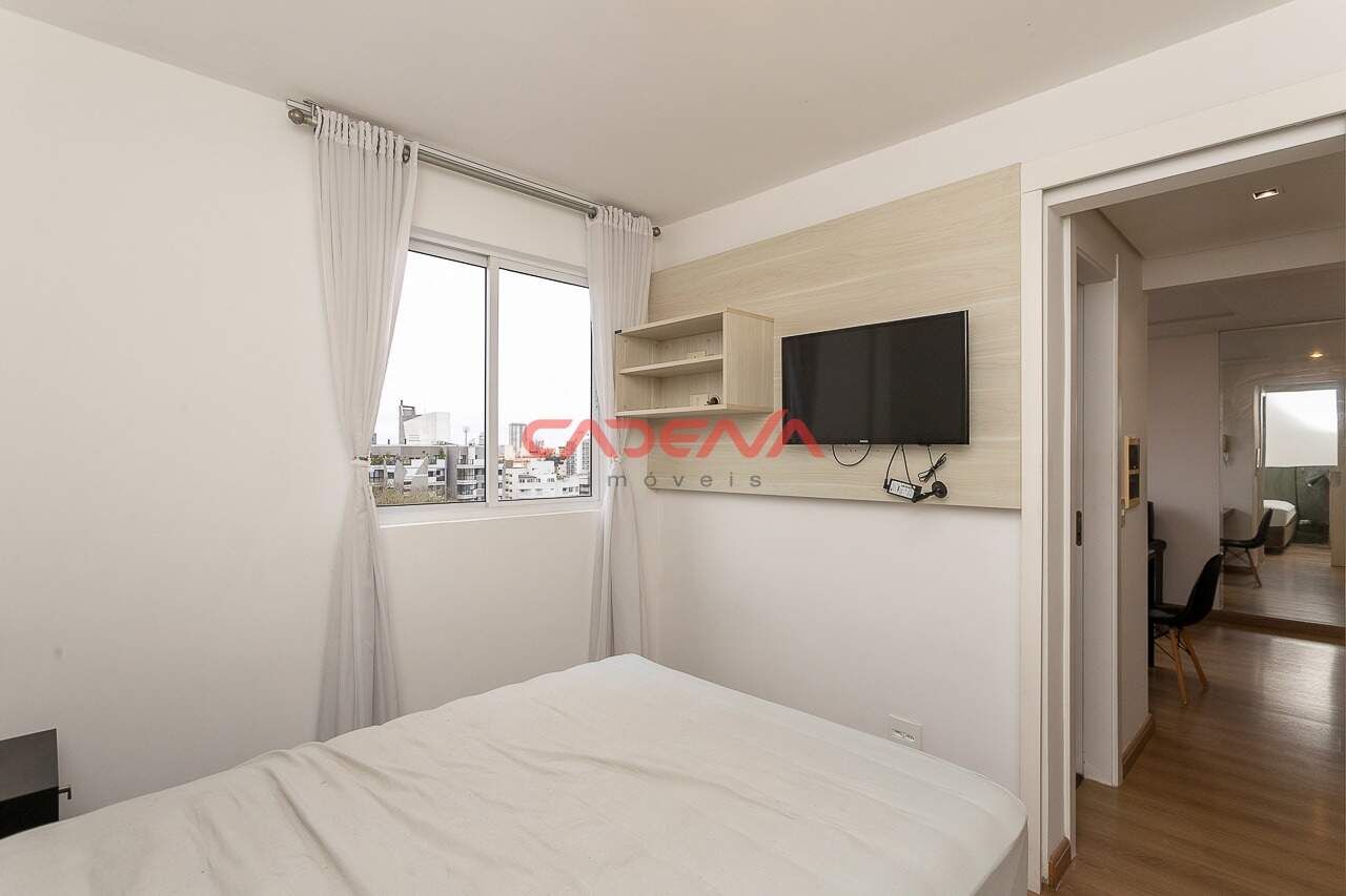 Apartamento para aluguel no Juvevê: 
