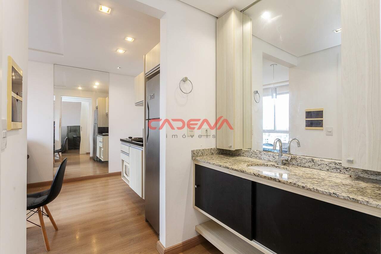 Apartamento para aluguel no Juvevê: 