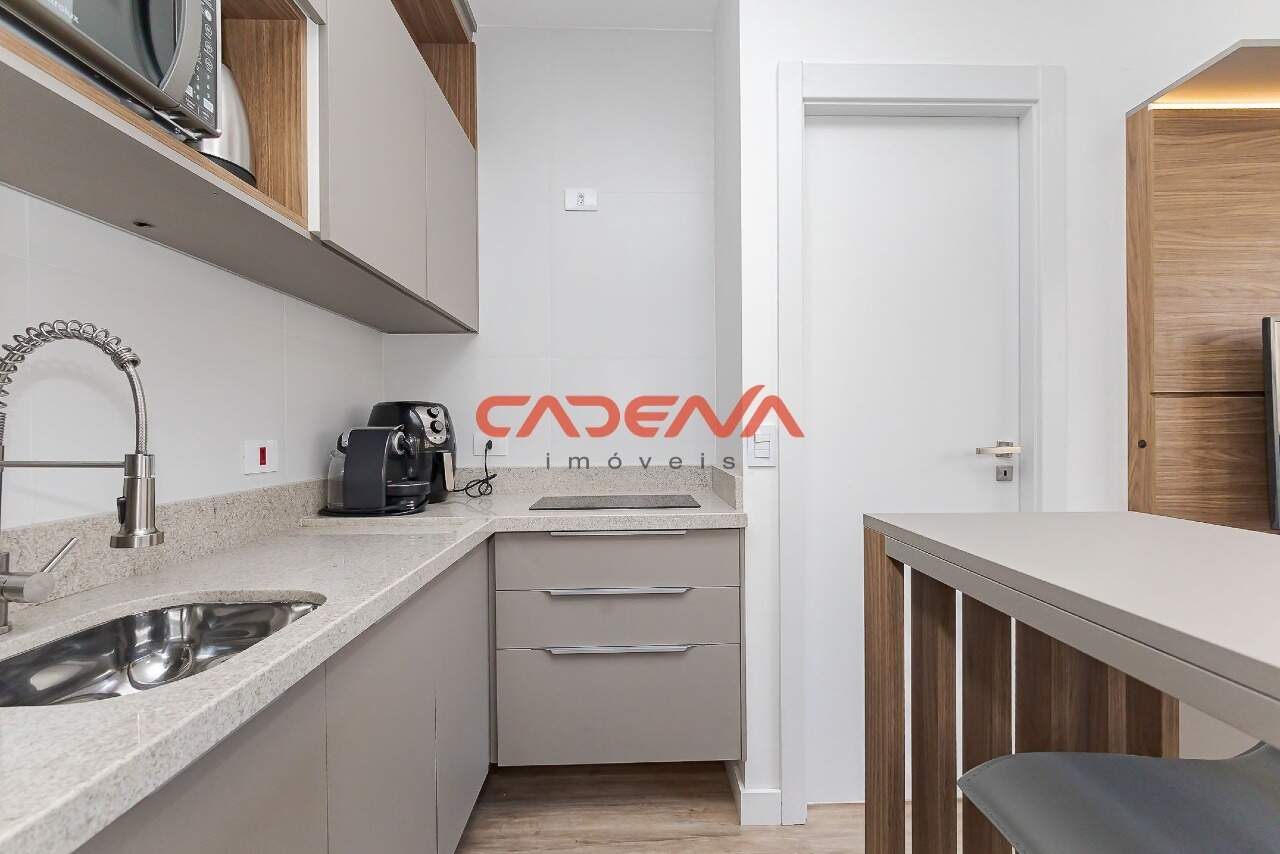 Apartamento para aluguel no Batel: 