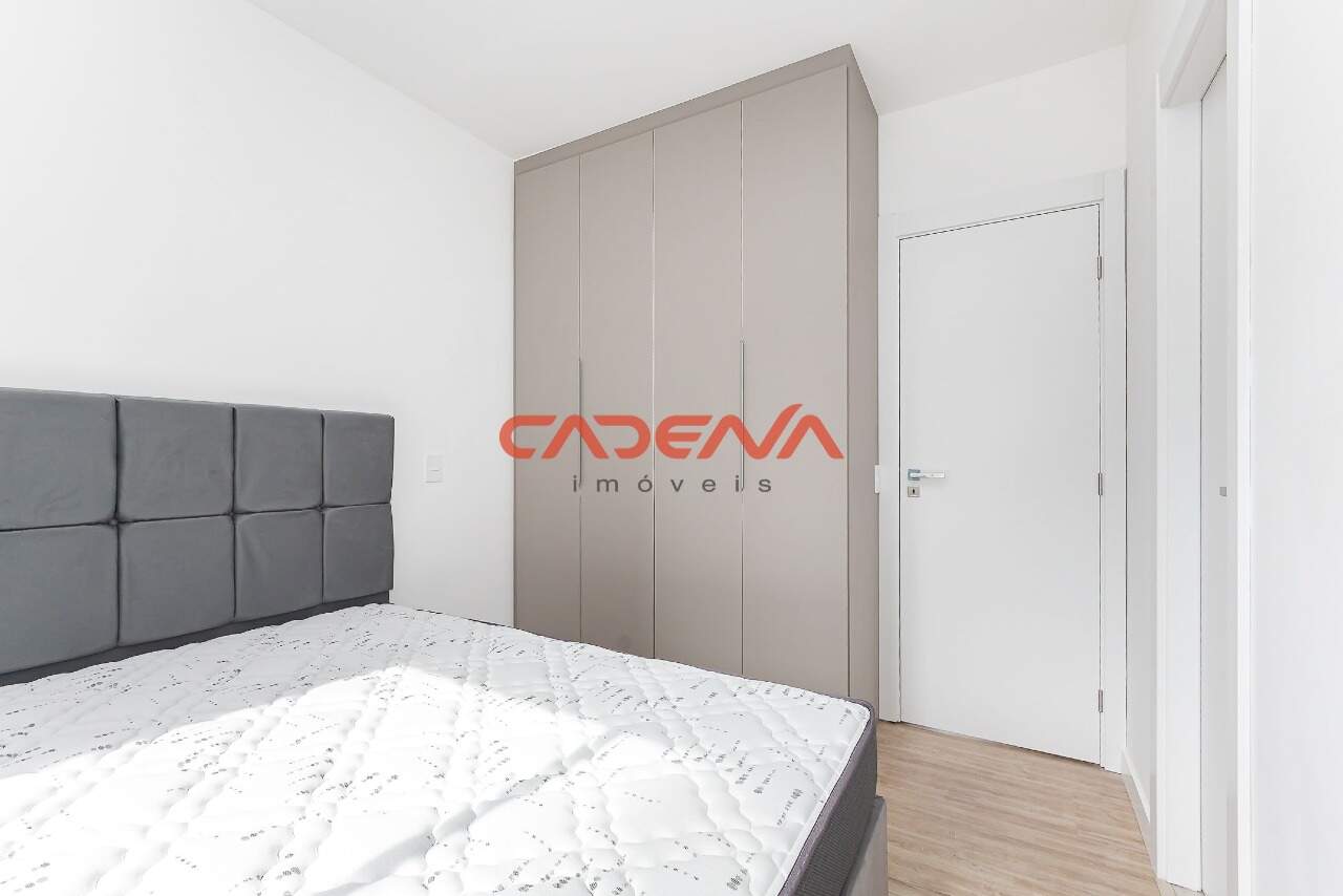Apartamento para aluguel no Batel: 
