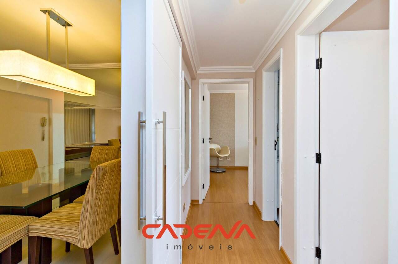 Apartamento para aluguel no Batel: 