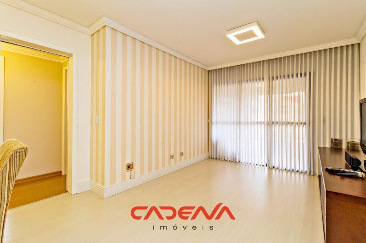 Apartamento para aluguel no Batel: 