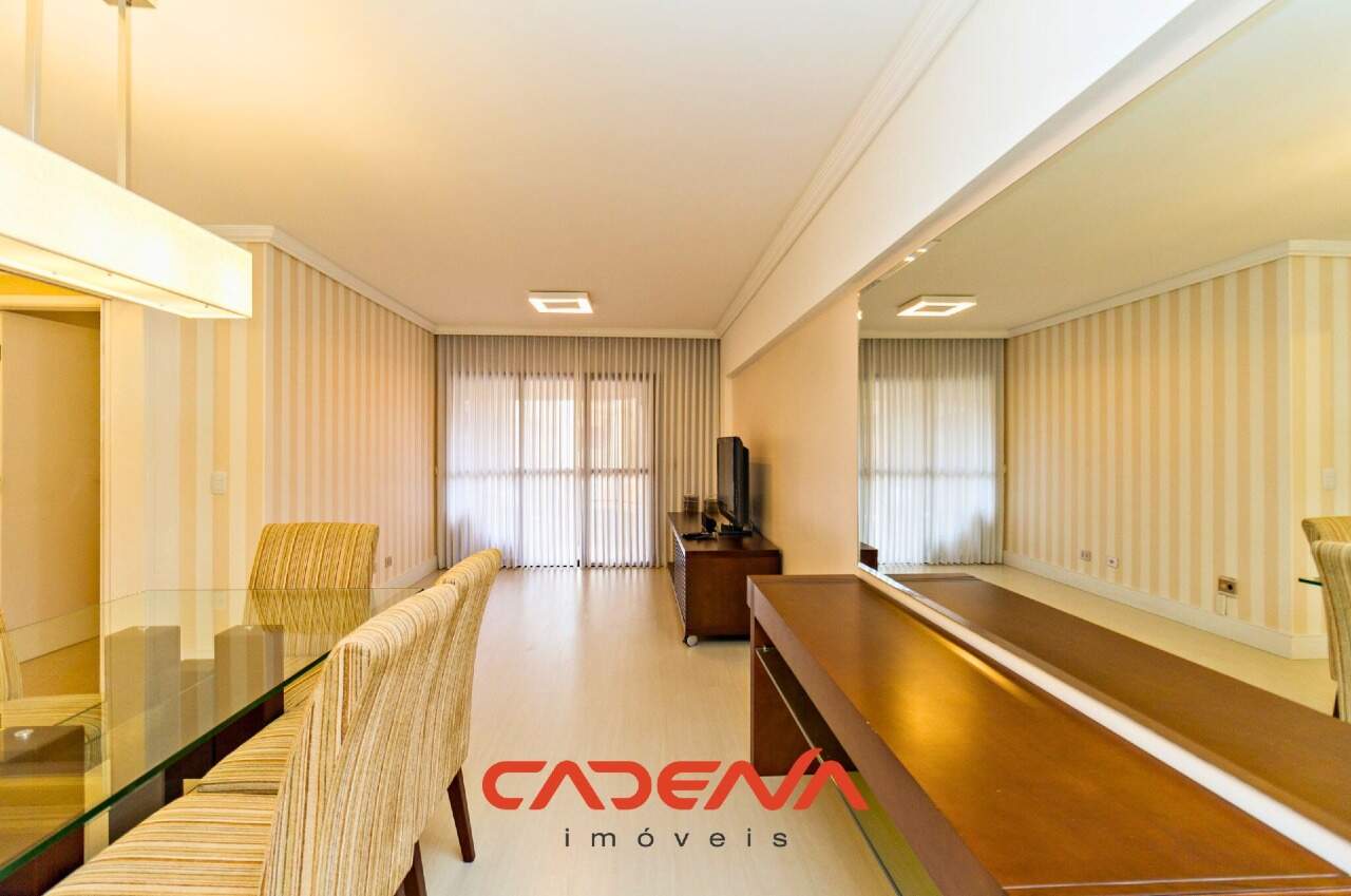 Apartamento para aluguel no Batel: 