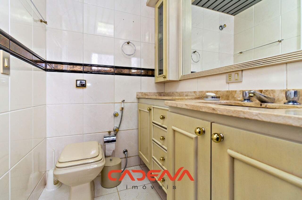 Apartamento para aluguel no Batel: 