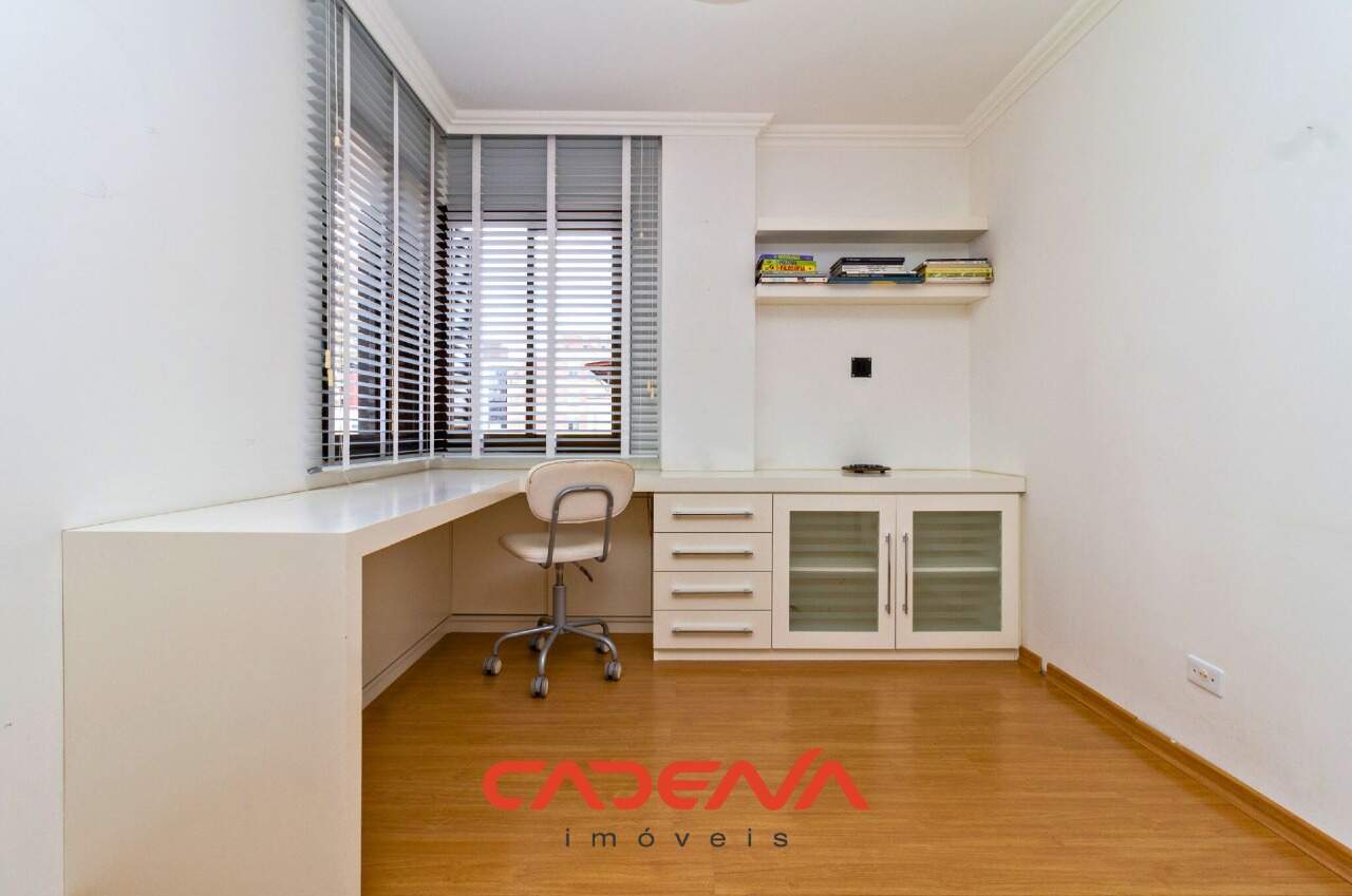 Apartamento para aluguel no Batel: 