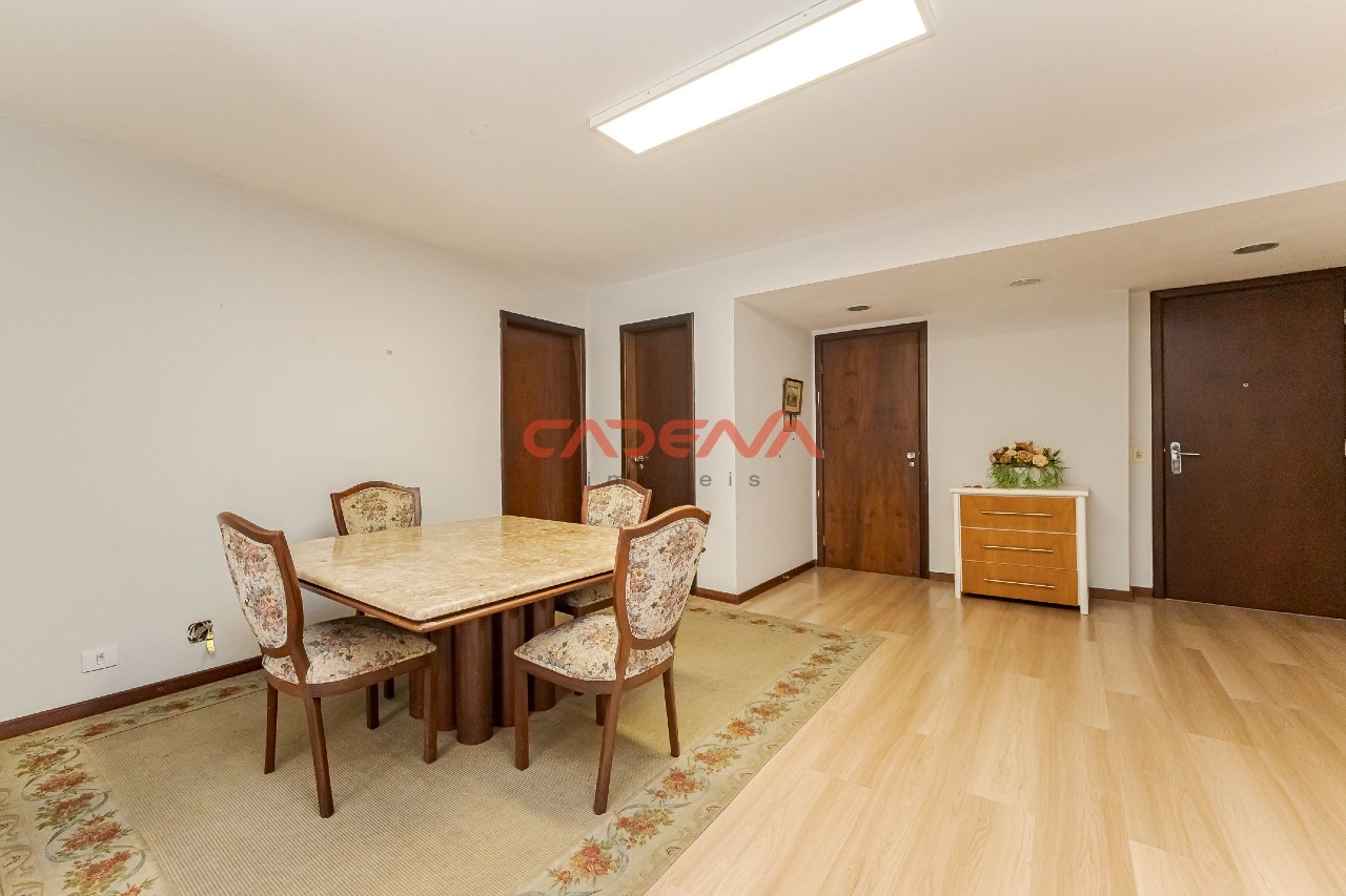 Apartamento à venda no Água Verde: 