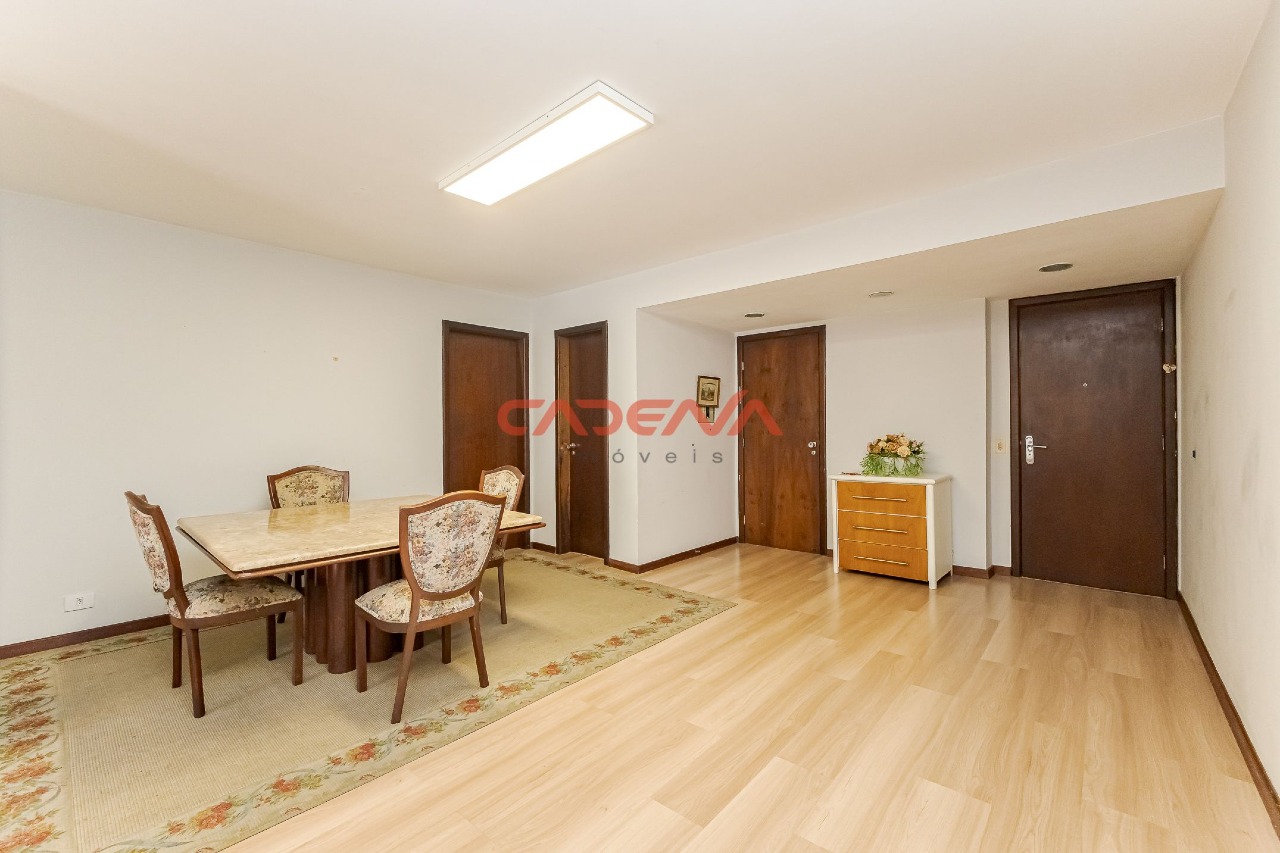 Apartamento à venda no Água Verde: 