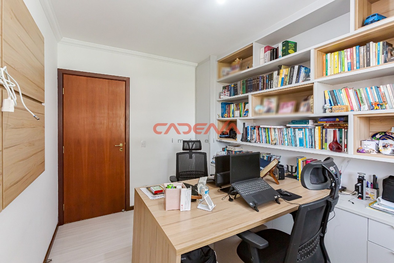 Apartamento à venda no Água Verde: 