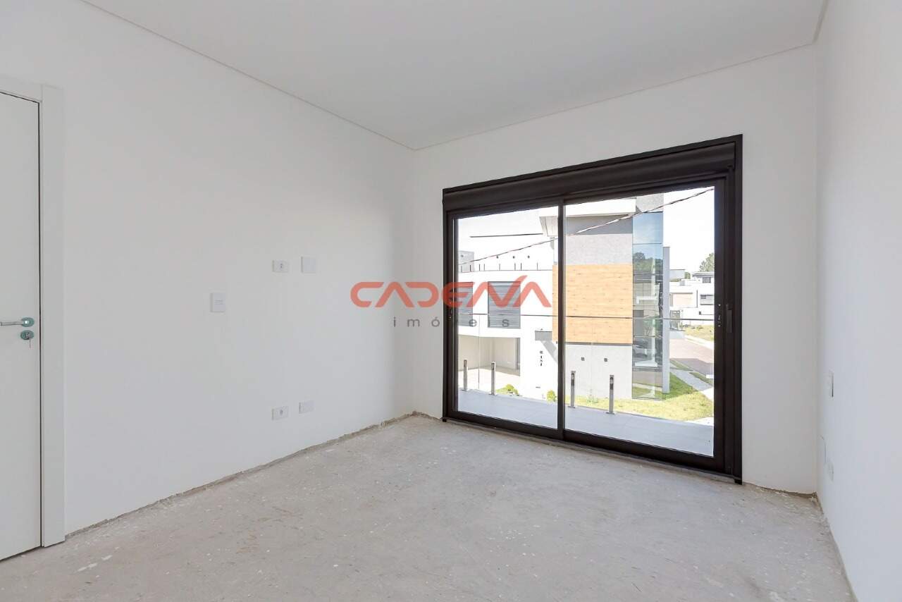 Casa em condomínio fechado para aluguel no Santa Cândida: