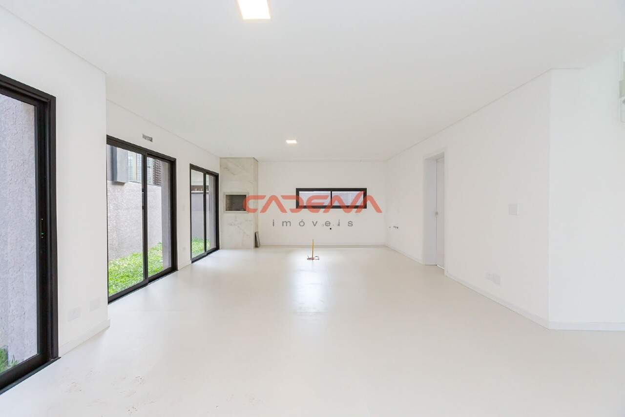 Casa em condomínio fechado para aluguel no Santa Cândida: