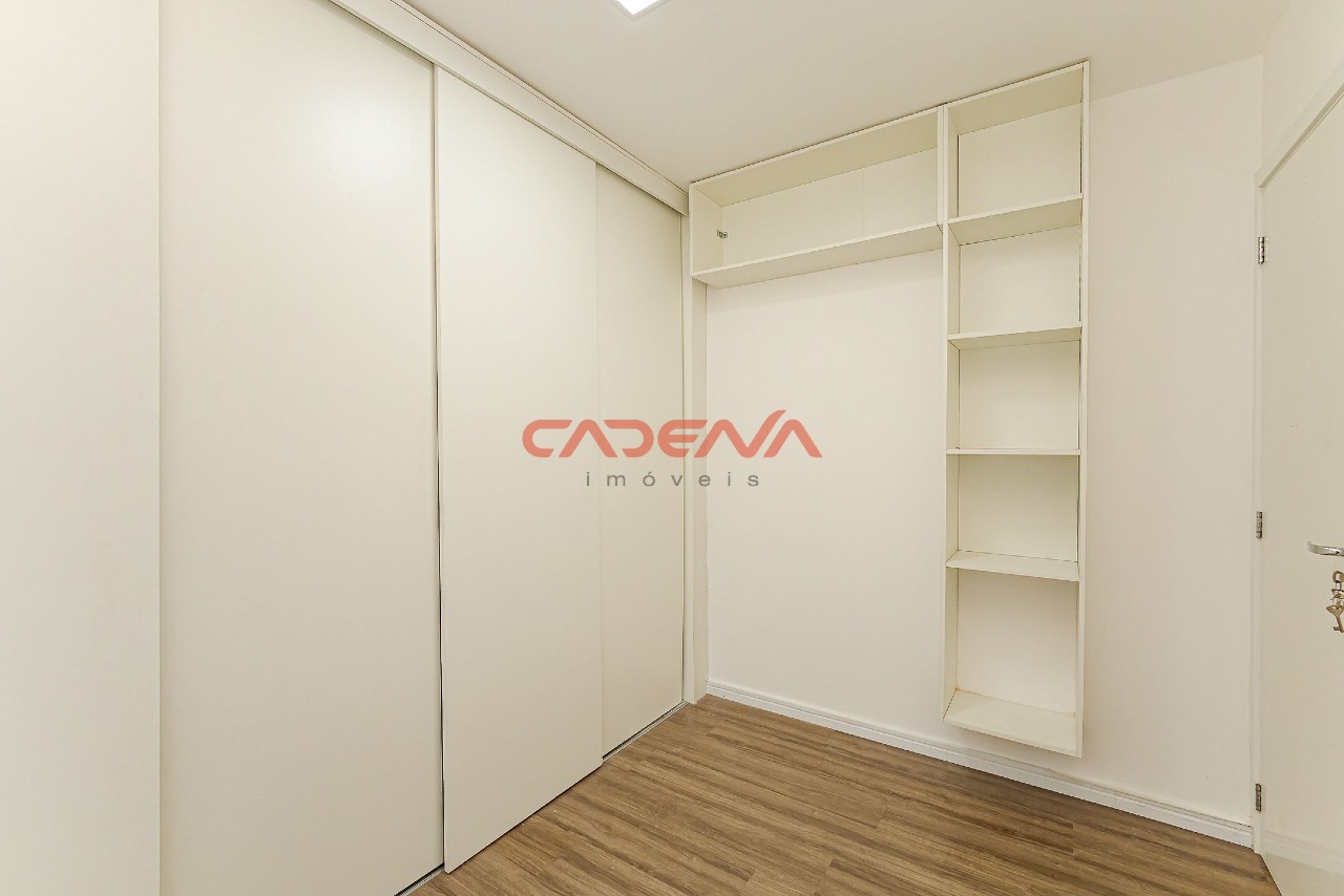 Apartamento à venda no Santa Cândida: 
