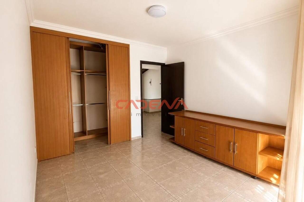 Casa à venda no Mossunguê: 