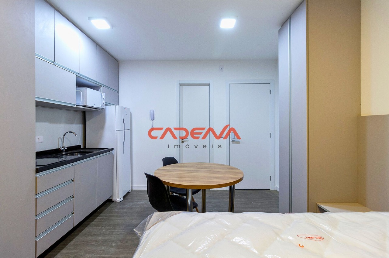 Studio para aluguel no Centro: 