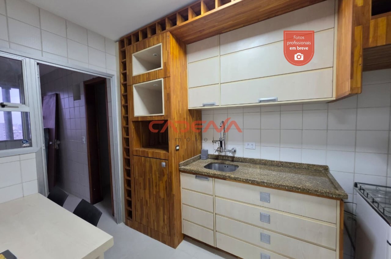 Apartamento para aluguel no Rebouças: 