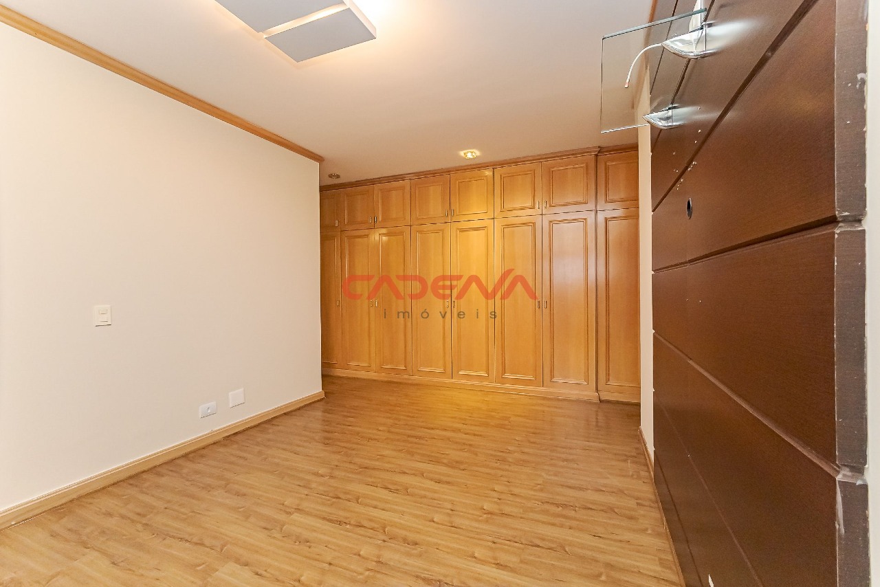 Apartamento à venda no Mossunguê:
