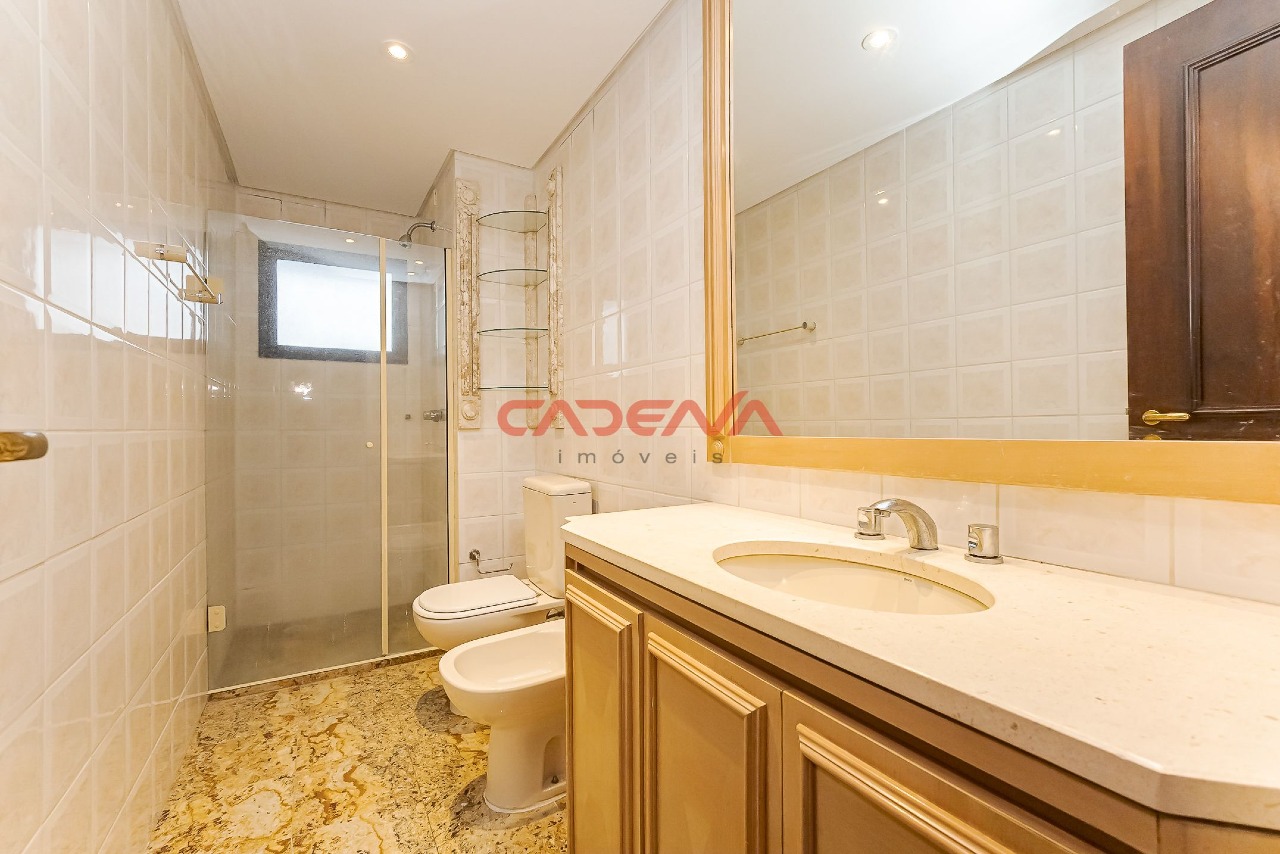 Apartamento à venda no Mossunguê: