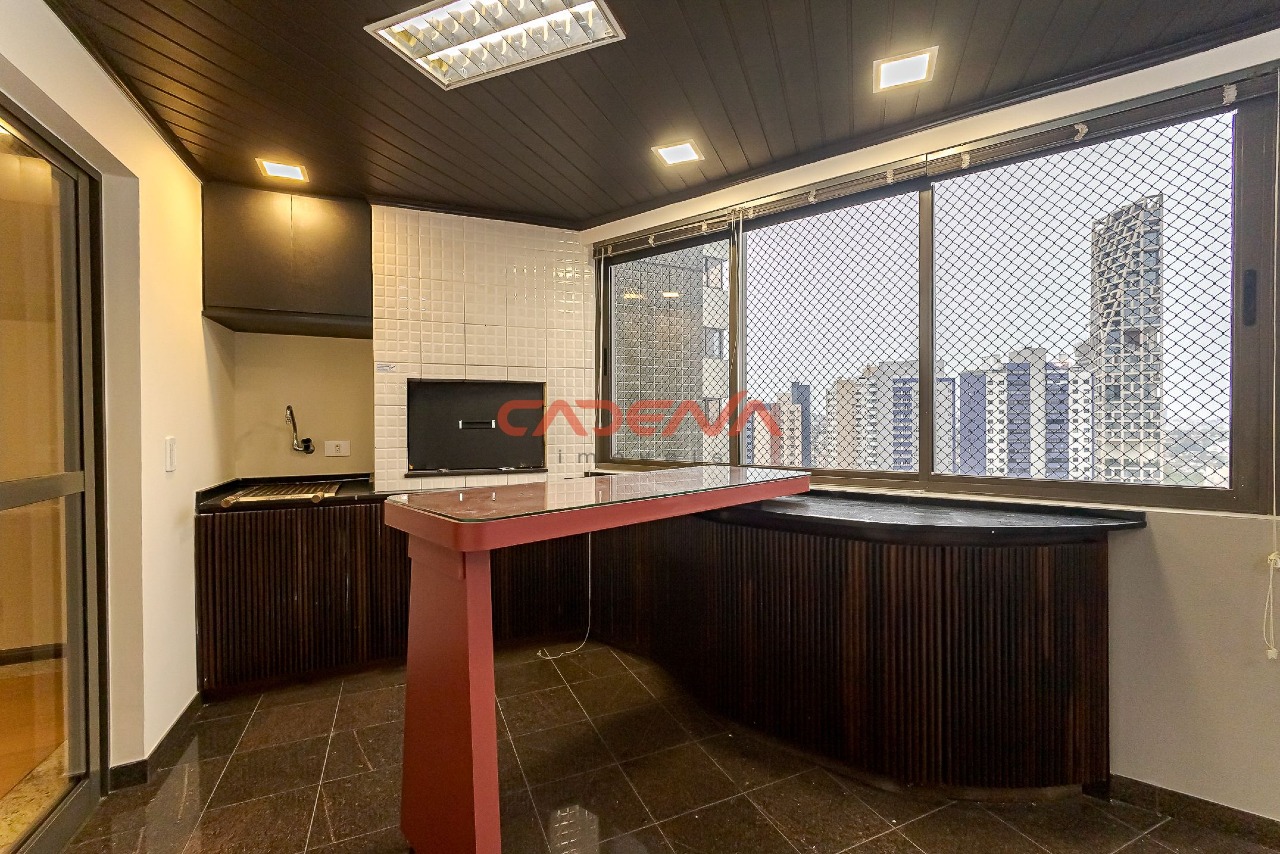 Apartamento à venda no Mossunguê: