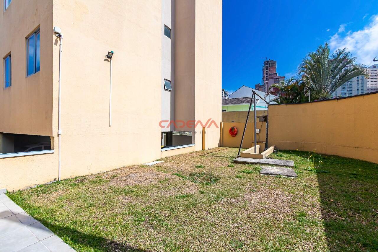 Apartamento à venda no Água Verde: 