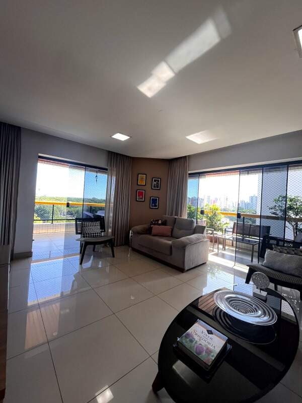 Apartamento à venda no Ilhotas: 
