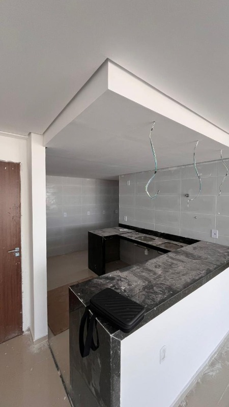 Apartamento à venda no Jóquei: 