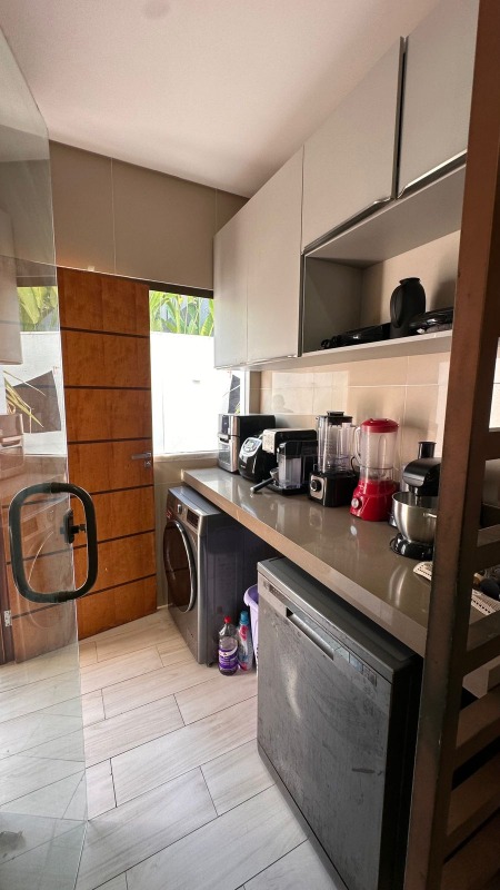 Casa em Condomínio à venda no Tabajaras: 