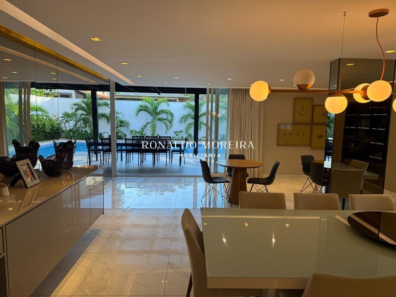 Casa em Condomínio à venda no Tabajaras: 