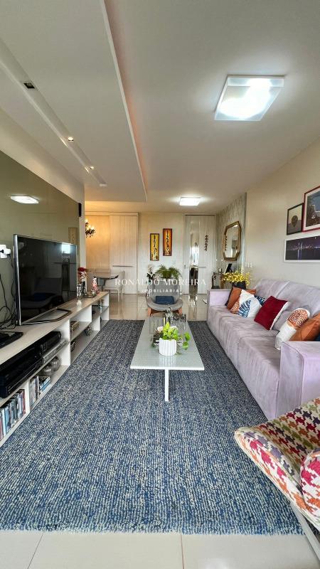 Apartamento à venda no Ilhotas: 