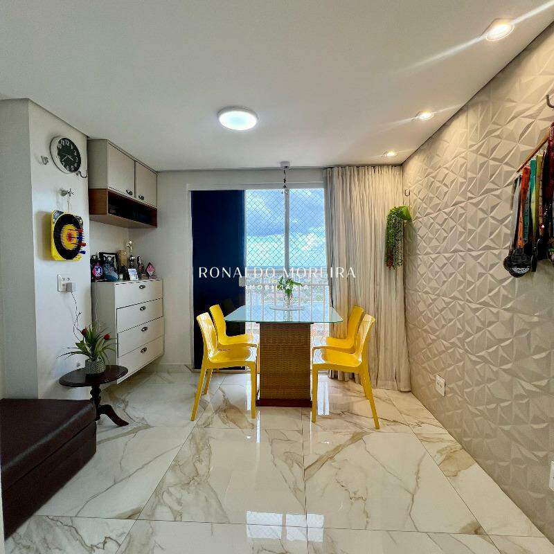 Apartamento à venda no Ilhotas: 