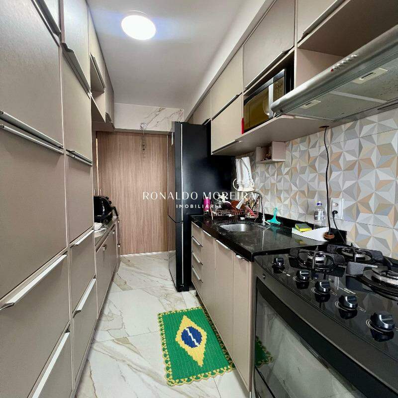 Apartamento à venda no Ilhotas: 