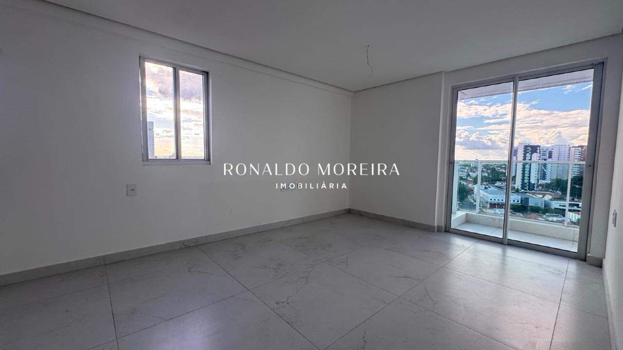 Apartamento à venda no Jóquei: 