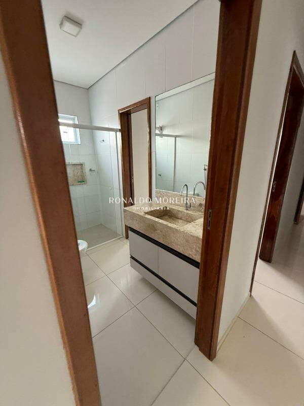 Casa em Condomínio à venda no Jóia: 
